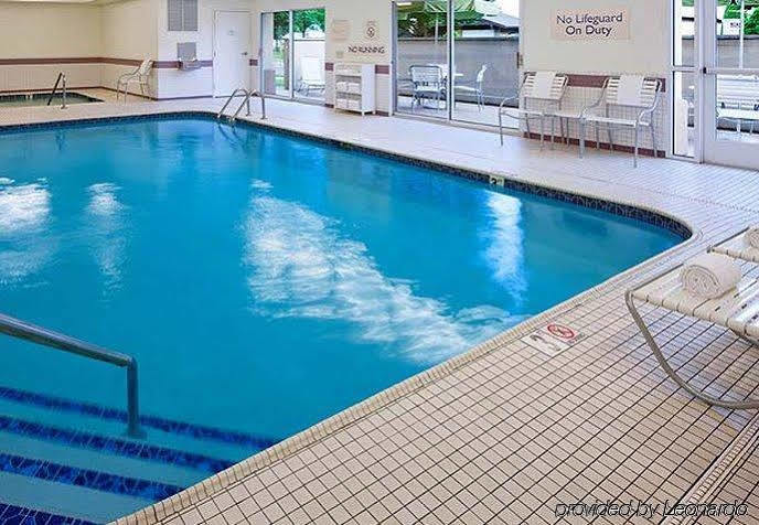 Fairfield Inn & Suites By Marriott Frankenmuth Bagian luar foto